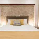 Yhellow Home Comfy Apartment