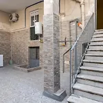 Yhellow Home Comfy Apartment