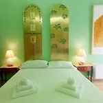 Speciale Tarshito Guesthouse Bari