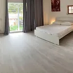 Villa Hugo