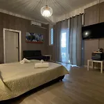 Cconforthotels R&B Gary House