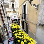 Palazzo Barone,Nel Cuore Del Borgo Antico.