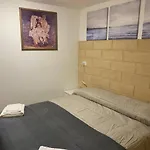 Suite 145