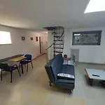 Central Private Flat By Old Town, Shops, Restaurants
