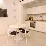 Garruba 92 Apartments
