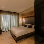 \'Tabula Rasa Exclusive Rooms\'