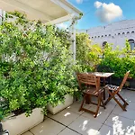 2 Bedrooms Penthouse In The City Center