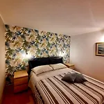 Petruzzelli Bari Apartment