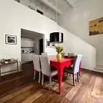 Flo House Bari