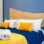 Mediterranea Apartment- Central Station - Free Wifi&Netflix