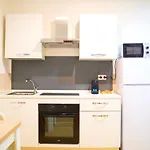 Suite N.2 500Mt Da Policlinico/10Min Da Stazione