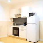 Suite N.2 500Mt Da Policlinico/10Min Da Stazione