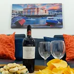 Modern Stone Apartment In The Heart Of Bari