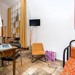 La Tana Del Turista