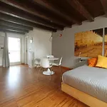 Just Here Apartments - La Mansarda