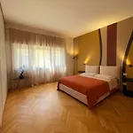 Anna Suites