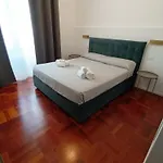 B&Bari, Via Crollalanza, Le Case Di Aurelia Guesthouse