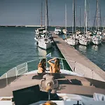 Discoverboat - Pita - Exclusive Boat&Breakfast