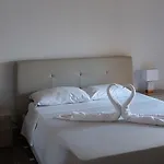 Matthias Central Rooms And Accomodation