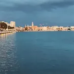 Mezzanino Con Patio E Archi A Vela
