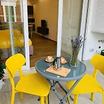 Domus13-With Private Parking