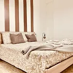 Manzoni Artist Lodge