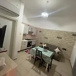 Maya\'S Sweet Home