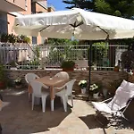 La Casa Di Maya & Cloe