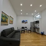 New Rooms Center