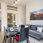 Jasmine Apartment - Relax And Comfort In Bari