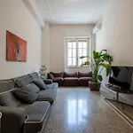 Zaum House, Quartiere Umbertino. 120 Mq