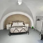 Suite White Dome