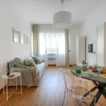 184 Apartment - Urban Convenience Near The Station