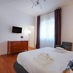 Gli Aquiloni Apartment - Steps From The Station
