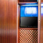 Mikka Studios: Luxury Apartment
