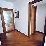 Best Stay - Central Station Suite Apartments