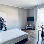 Best Stay - Central Station Suite Apartments