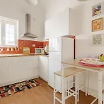 Thetinyhouse 70128