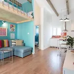 Thetinyhouse 70128