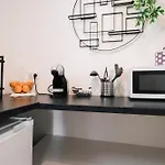 Apulian Tree - Luxury Central Apartment With Balcony - Bari