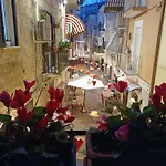 Dimora Arco Basso - Old Town