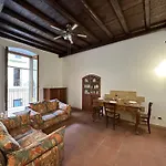 Dimora Ester A Due Passi Dal Castello Svevo
