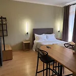 Manhattan Room & Suite