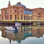 D\'Amar House
