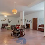 Airport House