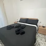 Black Angel Oak Apartment