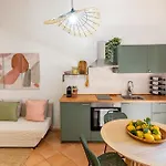 Palazzo Dama - Live Like A Local In Bari Vecchia