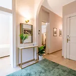 Penthouse In The Heart Of Bari With Terrace