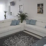 Artist\'S Suite