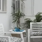 Artist\'S Suite